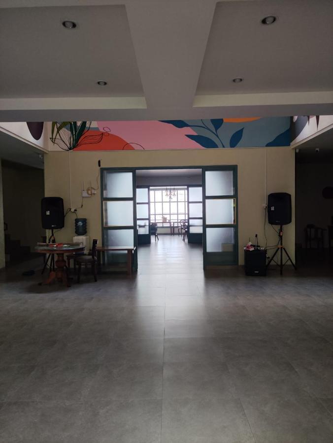 Rumah Pondok Pinang Jakarta Luaran gambar
