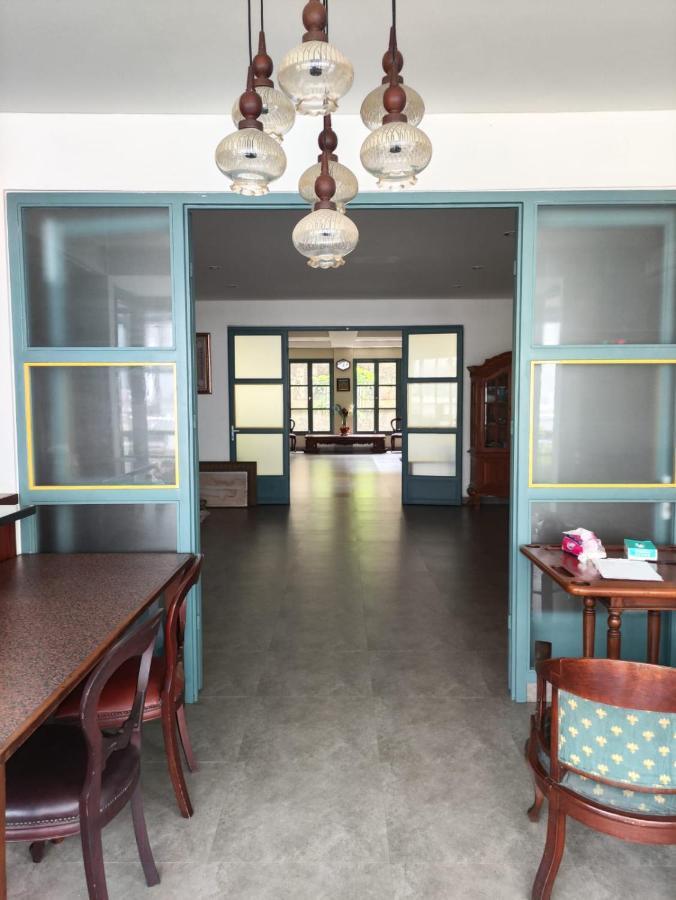Rumah Pondok Pinang Jakarta Luaran gambar